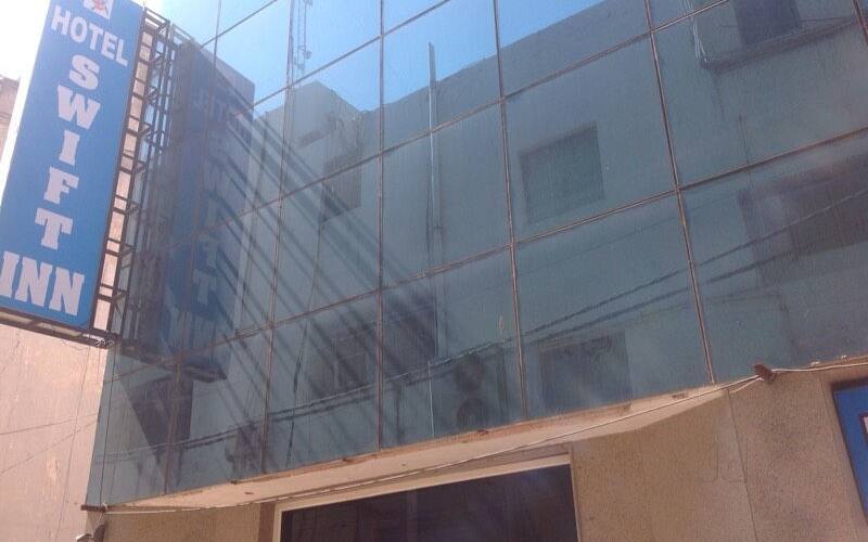 فندق سويف ان, New Delhi 3